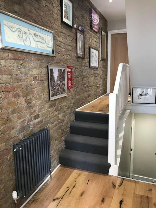 ロンドンElegant 3Bed Crouchend In Style With Roof Terraceアパートメント エクステリア 写真